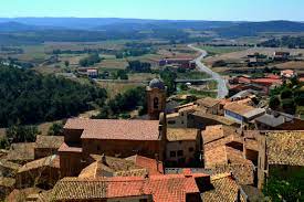 La famille ne croit pas au suicide. Un Maire Offre Une Maison Pour Repeupler Son Village La Clau