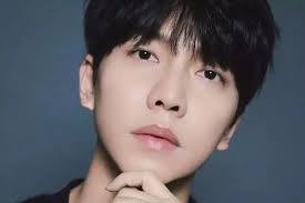 Selena Gomez išleidžia „Reta“ (Alexander 23 Edit)