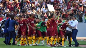 Un derby tutto da vedere quello disputato all'olimpico: Il Derby Di Roma La Partita Che Vale Una Stagione Ma E Giusto Che Sia Davvero Cosi Eurosport