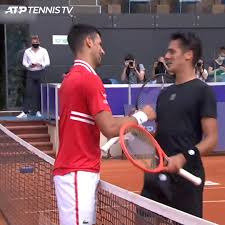 Djokovic vs pablo cuevas, cilic vs federer, nadal vs gasquet. Tennis Tv Djokovic Takes Selfie With Opponent After Beating Him Facebook