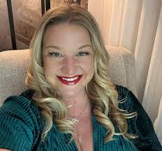 Barbara Whipkey's Instagram, Twitter & Facebook