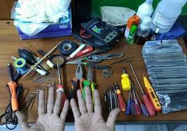 Perencanaan sistem instalasi listrik 1.1. Mau Jadi Teknisi Berikut 18 Alat Yang Wajib Dimiliki Teknisi Listrik Wijdan Kelistrikan