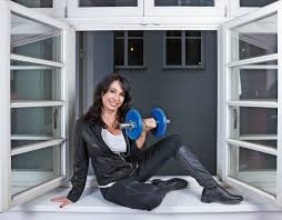 Pro adopci se rozhodla před třemi lety, kdy její dva synové z prvního manželství byli už skoro dospělí. Nela Boudova Menopauza Neni Jednoduche Obdobi Je Narocne Predevsim Na Psychiku Novinky Cz