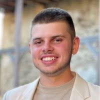 20+ perfiles de «Pirrello»