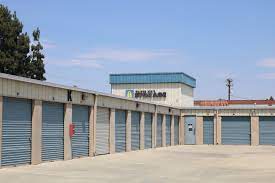 It's simple and easy to rent a storage unit in santa clarita. Golden State Storage Oak Avenue Santa Clarita Ca