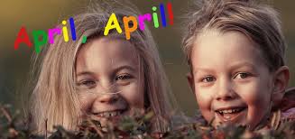 Die milch wird nun vor den augen der kinder in die schüssel gefüllt. Lustige Aprilscherze