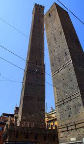 Résultat de recherche d'images pour "Bologna leaning towers"