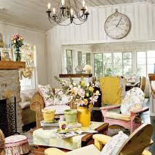 Need A Living Room Makeover Cottage Style Interiors Cottage Decor Living Room Cottage Living Rooms