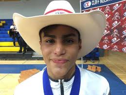 Fresno-area athletes put ink to paper