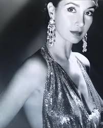 Veronica Barton Schwartz (@veronicamalibu) • Instagram photos and videos