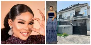 Iyabo looks almost unrecognizable in this photo. Iyabo Ojo Celebrates Fellow Actress Omo Britico As She Joins Her To Own A New Mansion Theinfong