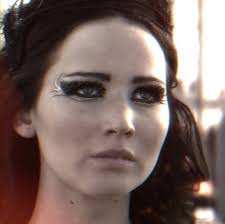 Manuela Collins's Instagram, Twitter & Facebook