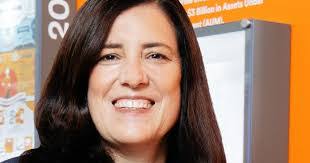 Emily Hosey's Instagram, Twitter & Facebook