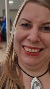 Med moderna uttryck vill vi förmedla det tidlösa budskapet om Jesus. Ett  budskap som förvandlar liv, reser den fallne, botar den sjuke, lyfter den  slagne., Välkommen till en gudstjänst som berör och ...