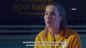 Vakıfbank spor kulübü'nün yeni transferi isabelle haak, vakıfbank büyük tarihi olan güçlü bir kulüp. Isabelle Haak Vakifbank Ta Oynamak Hayalimdi
