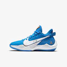 The third oldest of five to nigerian immigrants charles and veronica antetokounmpo, giannis comes from the quintessential. Giannis Antetokounmpo Schuhe Nike Ch