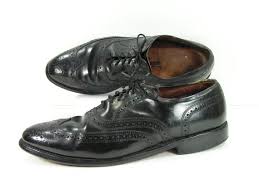 We have been perfecting the art of handcrafting shoes since the first pair came out of our port washington factory in 1922. Allen Edmonds Wingtip Shoes Mens 9 B Black Lloyd Oxford Brogue Etsy