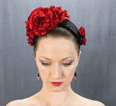 We put together a stunning collection of the 30 most popular types of red flowers below. Headband With Red Flowers Spanish Blossom Faunauge