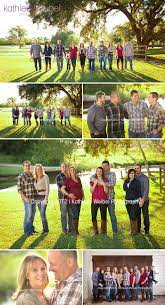 So I Think This Family Wins Best Dressed For The Season It Can Be So Stressful Just Getting On Large Family Photos Large Family Photography Big Family Photos