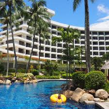 Batu feringgi is second only to georgetown in terms of penang tourism. Where To Stay For The Best Family Fun In Batu Ferringhi Penang Malaysia Mumpack Travel