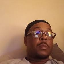 Looking for a loctician in Muncie, don't want to go to Indy.