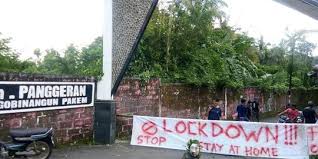 Kumpulan meme soal masker dari lucu hingga nyeremin beepdo com. 5 Tulisan Nyeleneh Di Portal Lockdown Ini Malah Bikin Geleng Kepala Kocak Abis Merdeka Com