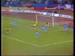Discover and share featured dynamo gifs on gfycat. Politics On The Pitch 8 Sg Dynamo Dresden Vs Fc Bayer 05 Uerdingen Cup Winners Cup Quarter Final 1986 Pyro On The Pitch Com