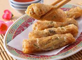 Resep kulit lumpia dari sajian sedap ini memiliki tekstur tidak terlalu kering, tetapi juga tidak terlalu basah. Resep Lumpia Kulit Kembang Tahu Enak Tekstur Uniknya Yang Bikin Kita Jatuh Cinta Semua Halaman Sajian Sedap