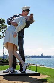 Reloaded, a remastering of the wii game for the xbox 360 and playstation 3 consoles. Sailor Kisses Nurse By Alangragg On Deviantart Midway Museum Famous Monuments Sailor
