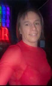 Hi, I'm doctor from Rome. I live in San Francisco. I'm single. Are you?