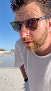 It's almost time for the Glow Tour, and I can't wait to welcome you to the  family! 🎄 Grab your tickets now, and let's light up the season together.