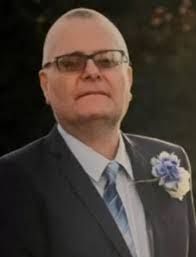 Brian Catterson's Instagram, Twitter & Facebook