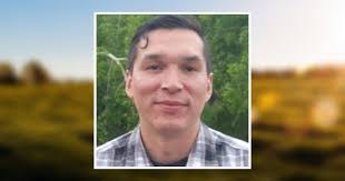 Roberta Morin's Instagram, Twitter & Facebook