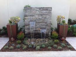 23 Inspiring Outdoor Garden Fountains To Add Tranquility To Your Landscape Fontaine De Jardin Fontaine Interieur Et Jardins