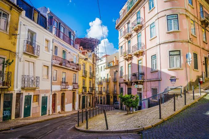 Portekiz'de uygun fiyatlı kiralar için yeni sınırlar açıklandı: Lisboa'da T2 için 1.309 euro