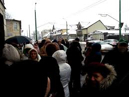 Check spelling or type a new query. Protest Spontan La Casa De Pensii Brasov Din Cauza Salariilor Mici Libertatea