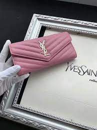 イヴサンローラン エナメル キルティング 長財布 vステッチ 彼女プレゼント 彼女 プレゼント 長財布 財布