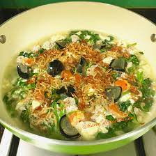 Season with kosher salt and freshly ground black pepper and set aside. Trio Eggs Minced Meat Spinach Soup Lilaideen