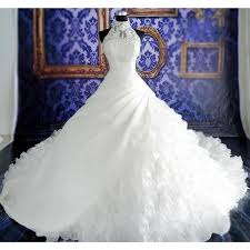 Je sais que vous êtes nombreuses à rêver d'une robe de mariée princesse pour votre mariage. Robe De Mariee Princesse Achat Vente Pas Cher