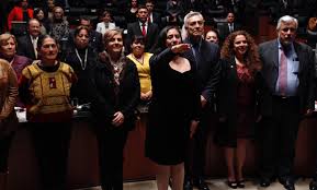 Irma eréndira sandoval ballesteros, titular de esta dependencia, se encuentra en excelente estado de salud. Ratifican A Erendira Sandoval Ballesteros En Funcion Publica