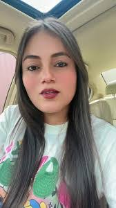 Leticia Sillas's Instagram, Twitter & Facebook