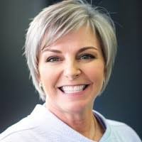 Kris Plummer's Instagram, Twitter & Facebook