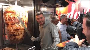 Bisher war poldis döner nur in imbissläden erhältlich. 5 Restaurants Aren T My Style World Cup Winner Podolski Serves Kebabs In New Shop Video Rt Sport News