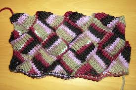 If you know knitting basics like knit, purl, increase, decrease and picking up stitches — or are willing to learn — download one of these patterns and give entrelac knitting a try! Instruction To Entrelac Knitting With Illustrations Craft Lover