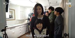 The couple is known for their sweet story, from their first meeting on a shoot for the drama save last dance for me in 2004, and they confirmed their relationship in 2007. Watch Lee Bo Young And Heo Yool Are Like Real Mother And Daughter In Making Of Mother Soompi