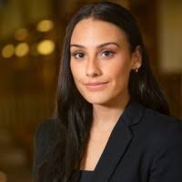 300+ perfiles de «Aresco»