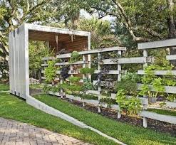Faire Un Mur Brise Vue En Bois De Palettes Cloture Jardin Cloture Jardin Palettes Jardins