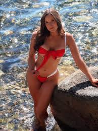 I just uploaded a new video to my patreon!! I think Im the only girl on  Instagram that posts horizontal pictures, this is because Im a  videographer at heart and love the