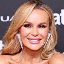 Karina Darnell's Instagram, Twitter & Facebook