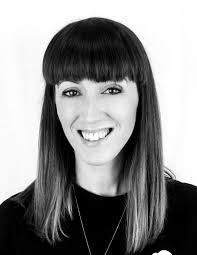 Amy Curtin's Instagram, Twitter & Facebook